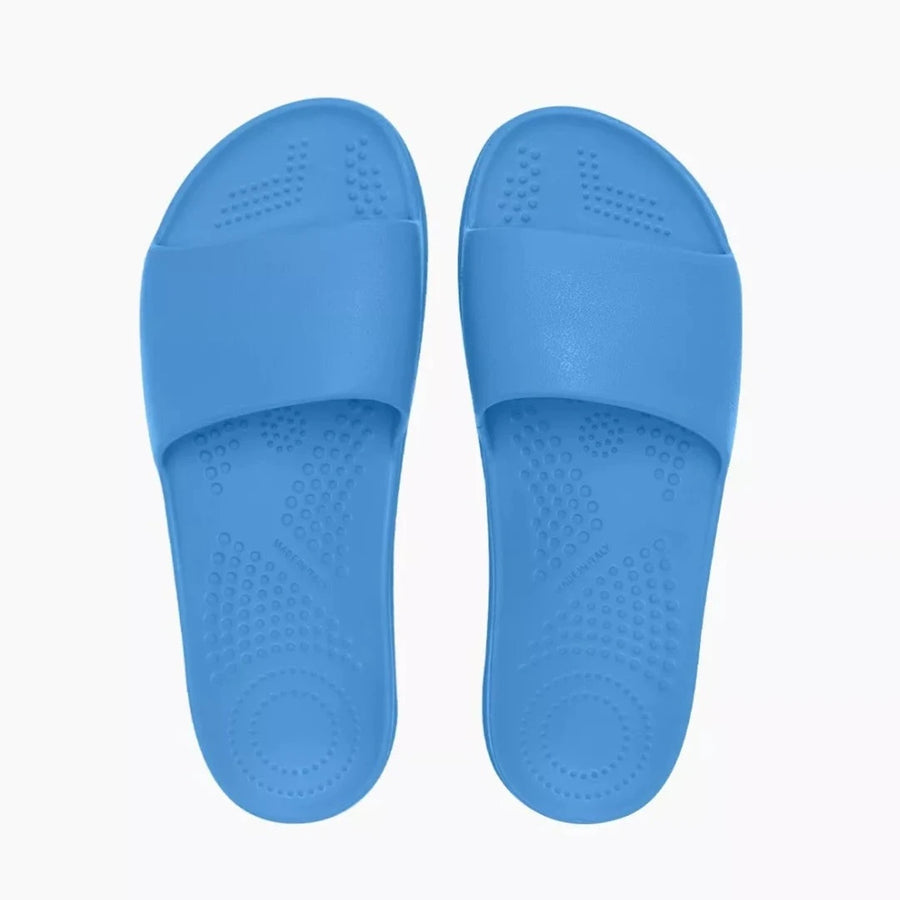 Aqua